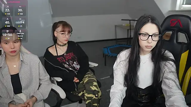 VivianSweet  online show from March 2026 11:27:01 AM