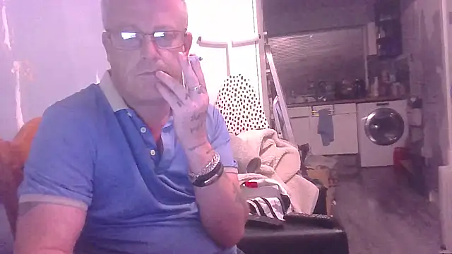 hefin18 online show from October 2025 08:12:01 PM