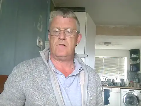 hefin18 online show from April 2026 11:39:01 AM