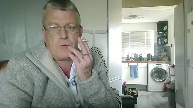 hefin18 online show from March 2025 02:42:02 PM