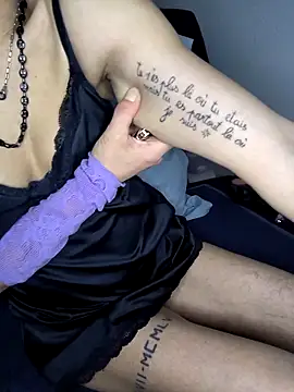 Volcaniiia online show from March 2026 09:03:01 PM