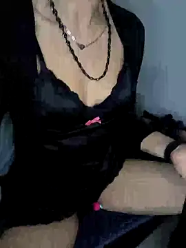 Volcaniiia online show from March 2026 05:33:01 PM