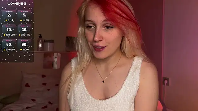 Snapshot of _Annabel_Myr_ chatting on November 2025 11:25:01 AM Annabel Myr online show from November 2025 11:25:01 AM