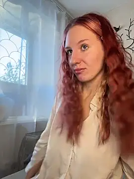 Hera Mark online show from November 2025 03:42:02 AM