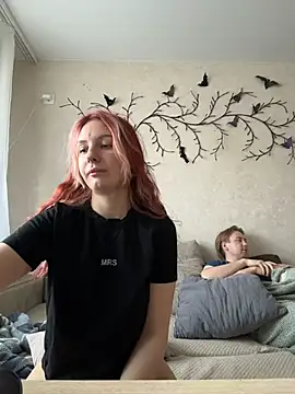 Hera Mark online show from November 2025 05:34:02 AM