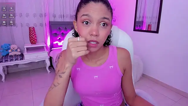 aitana kahlo online show from October 2025 11:34:02 AM