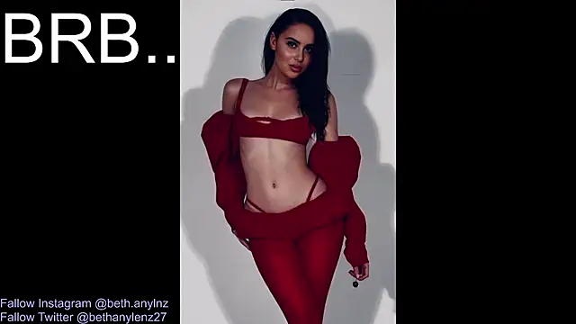 Snapshot of bethanyLenz chatting on November 2025 02:17:02 PM bethanyLenz online show from November 2025 02:17:02 PM