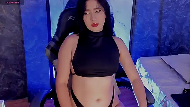 Snapshot of Skyyle_ chatting on June 2026 05:23:01 PM Skyyle online show from June 2026 05:23:01 PM