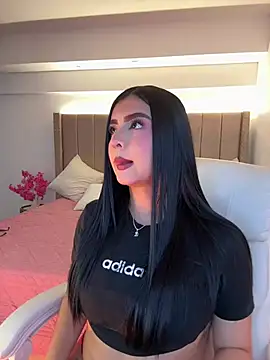 Sweety Nicole  online show from May 2026 04:27:01 PM