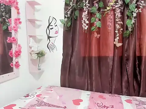 Snapshot of Liana_hot12 chatting on January 2026 01:58:01 PM Liana hot12 online show from January 2026 01:58:01 PM