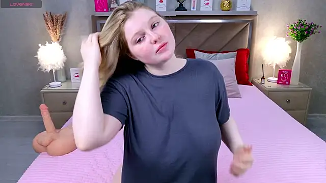 Snapshot of AmeliaDiamond chatting on October 2025 12:34:01 AM AmeliaDiamond online show from October 2025 12:34:01 AM