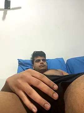 Noam7080z online show from November 2025 11:21:01 AM