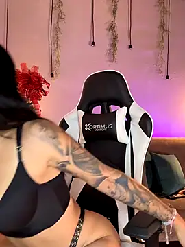 SOY NOOA online show from November 2025 01:03:02 PM