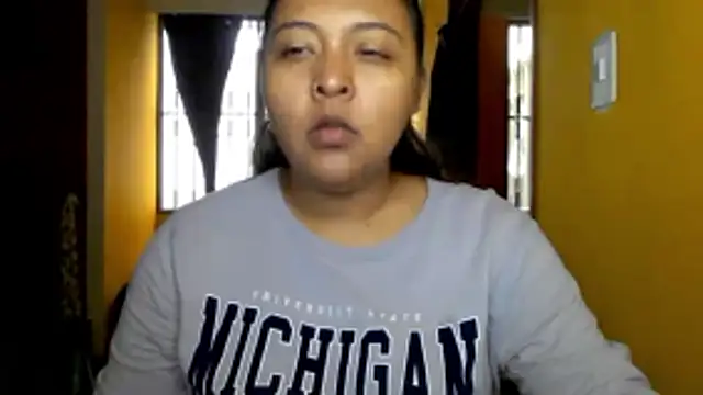 Snapshot of ALANA_150 chatting on May 2026 01:52:02 PM ALANA 150 online show from May 2026 01:52:02 PM