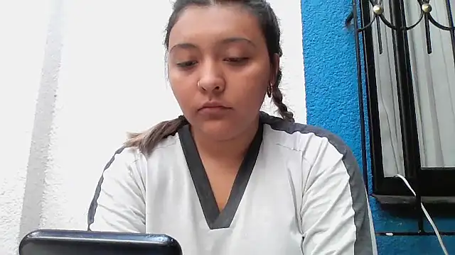 Snapshot of ALANA_150 chatting on November 2025 03:17:01 PM ALANA 150 online show from November 2025 03:17:01 PM