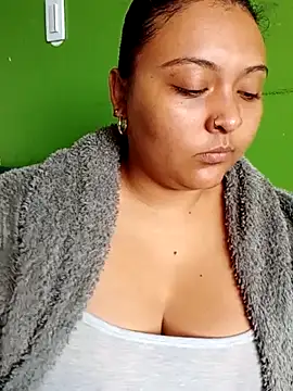 Snapshot of ALANA_150 chatting on September 2025 01:50:01 PM ALANA 150 online show from September 2025 01:50:01 PM