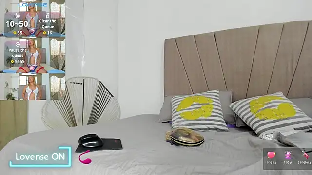 Lady miss    online show from November 2025 12:53:01 PM