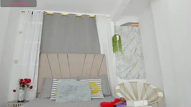 Lady miss    online show from April 2026 12:07:02 PM