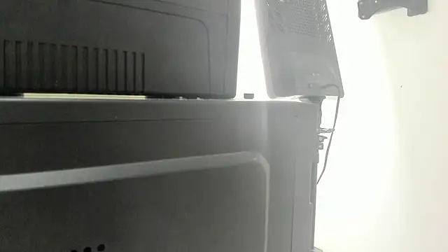 Lady miss    online show from March 2026 01:11:01 PM