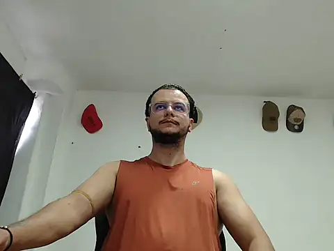 cloudsxxx online show from March 2026 01:30:02 PM