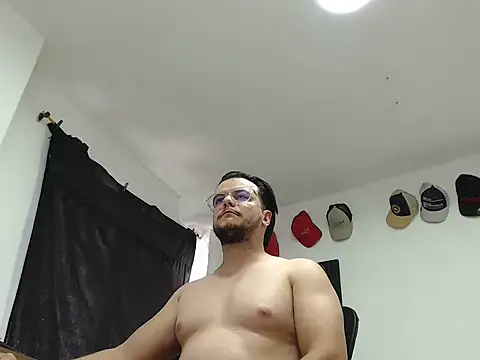 cloudsxxx online show from February 2026 08:19:01 PM