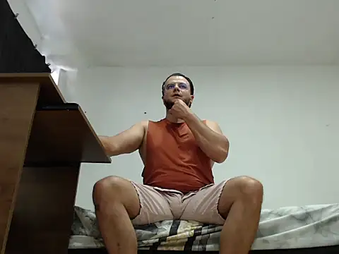 cloudsxxx online show from April 2026 03:08:01 PM