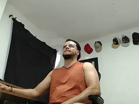 cloudsxxx online show from February 2026 10:30:02 PM