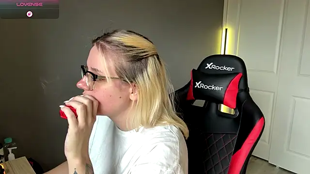 Charlies world online show from September 2025 04:24:01 PM