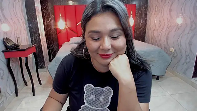 LatinaHoleQueen online show from July 2026 03:41:02 PM