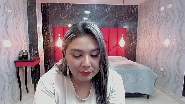 LatinaHoleQueen online show from March 2026 03:15:01 PM