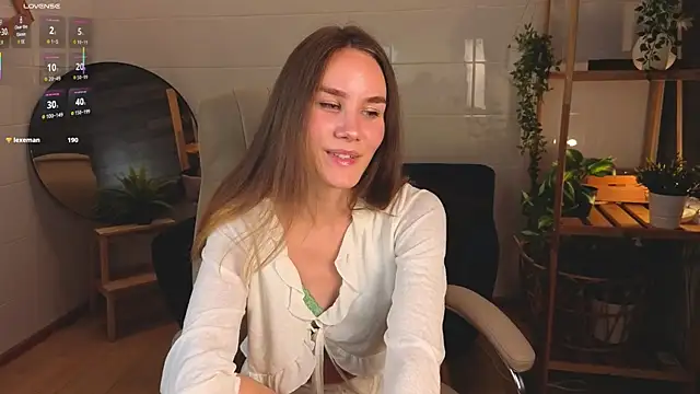 Snapshot of _Clare_Florence_ chatting on September 2025 02:22:01 PM  Clare Florence  online show from September 2025 02:22:01 PM