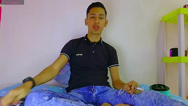 dylan apol0 online show from January 2026 04:27:01 AM