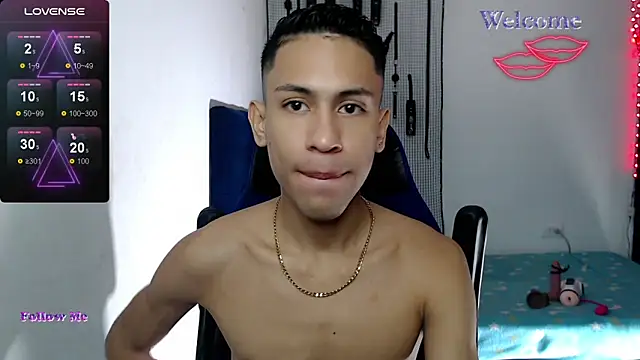 dylan apol0 online show from November 2025 02:28:02 AM