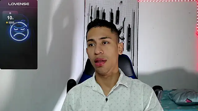 dylan apol0 online show from September 2025 03:02:01 AM