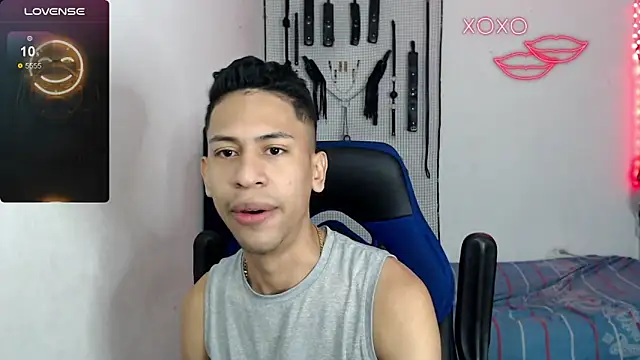 dylan apol0 online show from October 2025 11:42:02 AM