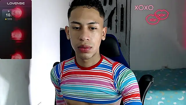 dylan apol0 online show from October 2025 07:38:02 PM