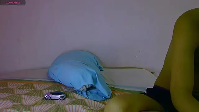 dylan apol0 online show from February 2026 03:59:01 AM