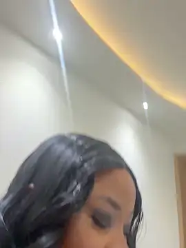 Elie-3 online show from March 2026 04:33:02 PM