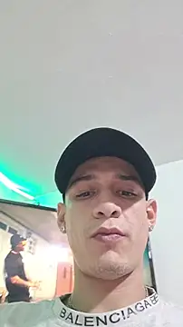 Snapshot of Ethanho0t chatting on December 2025 09:52:01 AM Ethanho0t online show from December 2025 09:52:01 AM