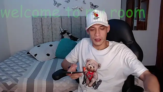 Ethanho0t online show from January 2026 06:20:01 AM