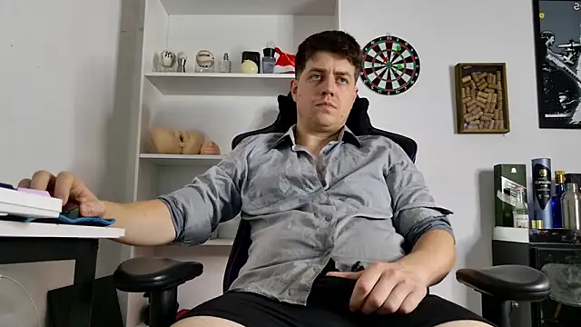 Snapshot of aaron_nvk chatting on December 2025 07:41:01 PM aaron nvk online show from December 2025 07:41:01 PM