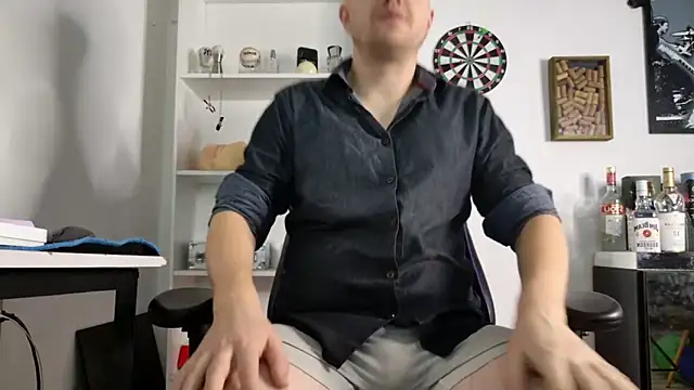 aaron nvk online show from April 2026 05:09:02 AM