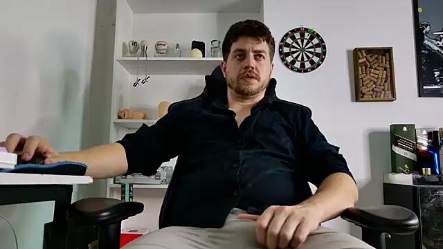 aaron nvk online show from February 2026 09:14:01 PM