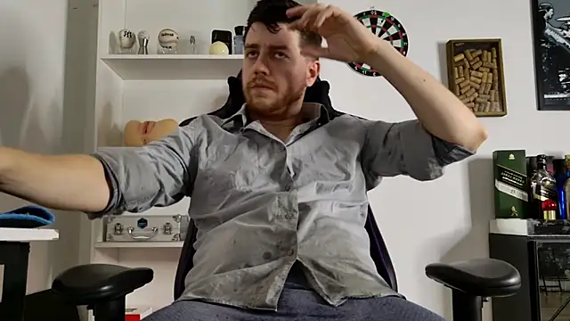 aaron nvk online show from January 2026 09:18:01 PM