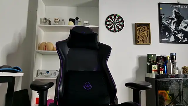 aaron nvk online show from January 2026 09:00:02 PM