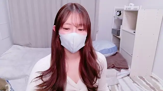 Snapshot of MOEMOE-Q chatting on November 2025 03:23:01 PM MOEMOE-Q online show from November 2025 03:23:01 PM