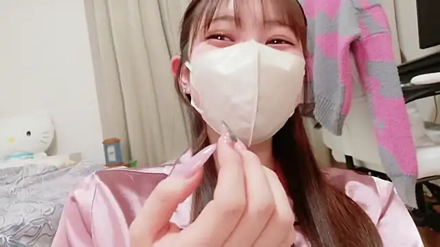 MOEMOE-Q online show from May 2026 05:40:01 PM