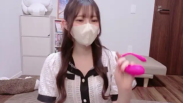 Snapshot of MOEMOE-Q chatting on September 2025 03:40:01 PM MOEMOE-Q online show from September 2025 03:40:01 PM