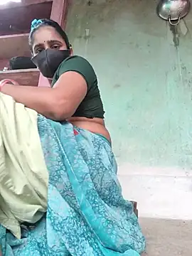Snapshot of Falguni_Desai chatting on July 2026 10:34:01 AM Falguni Desai online show from July 2026 10:34:01 AM
