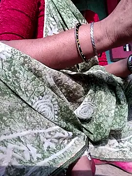 Falguni Desai online show from November 2025 09:20:01 AM